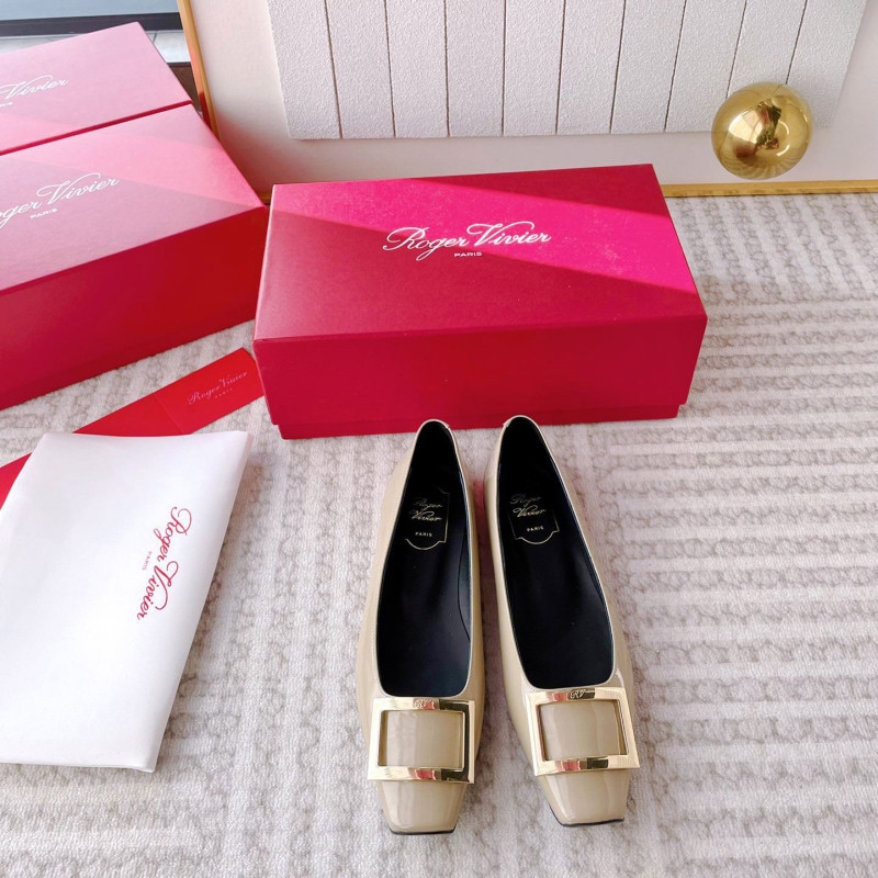roger u1u1er flat shoes